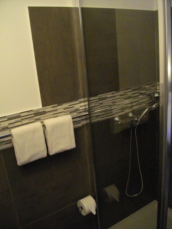 Appart'Hotel Residella House Room & Kitchen Avignon Le Pontet Le Pontet  Kamer foto