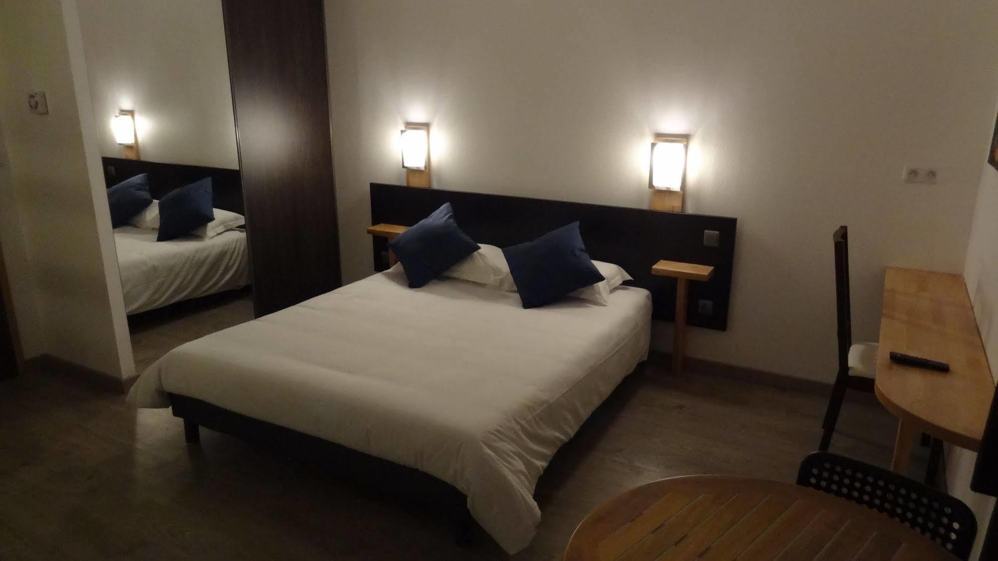 Appart'Hotel Residella House Room & Kitchen Avignon Le Pontet Le Pontet  Buitenkant foto